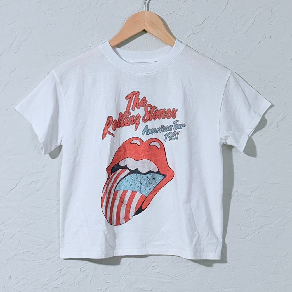 NWOT Cropped Rolling Stones Tee, L